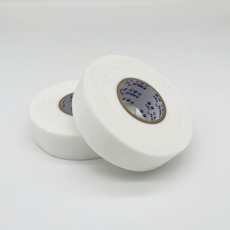 Faixa de tecido de vidro de alumínio impermeável concebida para enrolar tubos e tarefas de vedação HVAC, proporcionando uma durabilidade superior